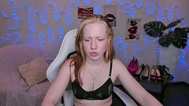 Katrys live XXX chat