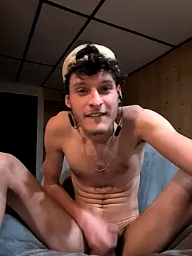 B8RHUNG Chat XXX in diretta