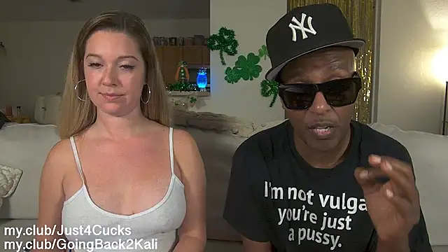 แชท XXX สดของ boomboomr00m