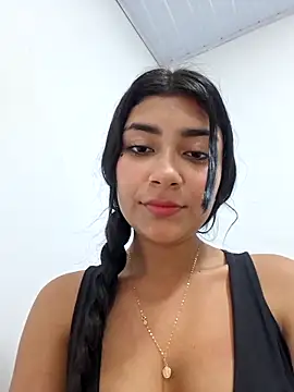 Sweed-virgin-pussy's Live XXX Chat