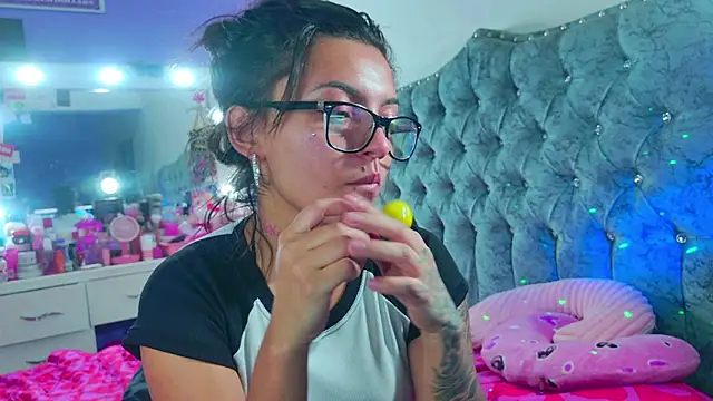 Chat XXX en directo de Liisaa_Kiss