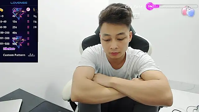 دردشة Naughty___asian الجنسية المباشرة