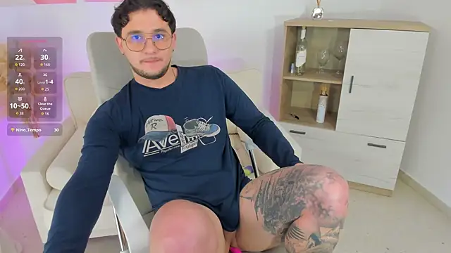 Massimo_Fiore Adlı Modelin Canlı XXX Sohbeti