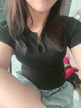 Sullys_ 网络视讯表演