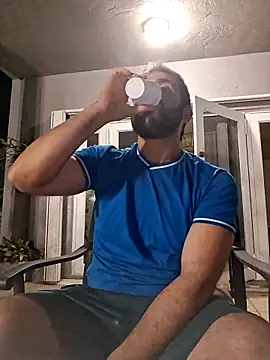 Zander823 élő XXX-chatje