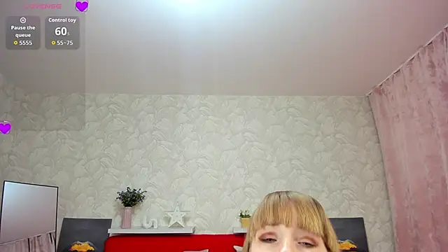 Živý XXX chat KattyPeachX