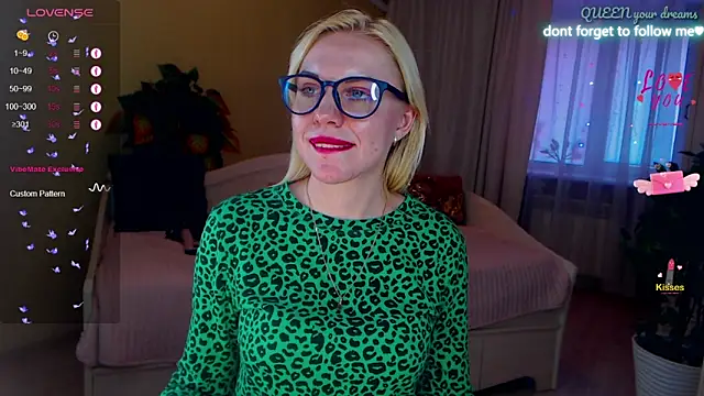 LiSinDoll: онлайн-секс-чат