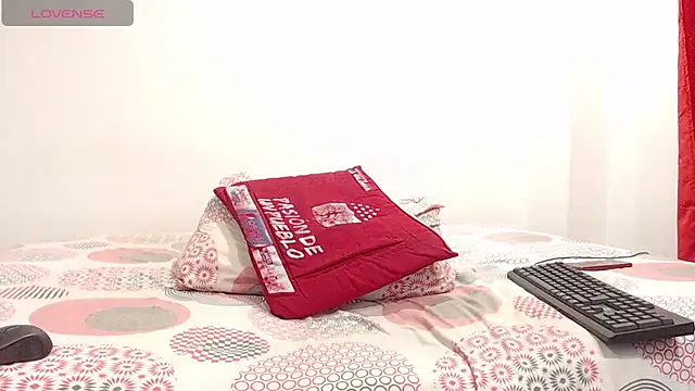 Aroon_Stonne Webcam show