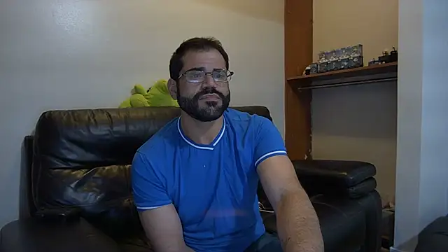 Zander823's Live XXX Chat