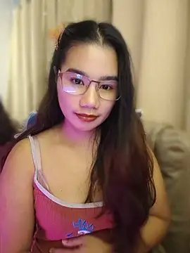 Kissy07: онлайн-секс-чат