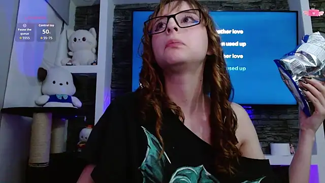 دردشة CelesteAyase الجنسية المباشرة