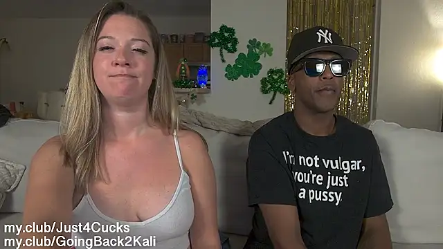 แชท XXX สดของ boomboomr00m