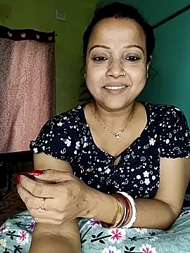 hornypiu697 现场XXX聊天