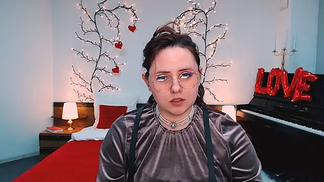 Hennessy_bunny Chat XXX in diretta