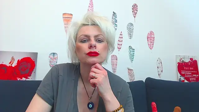 Chat XXX en directo de Playful_Goldie_WOW__