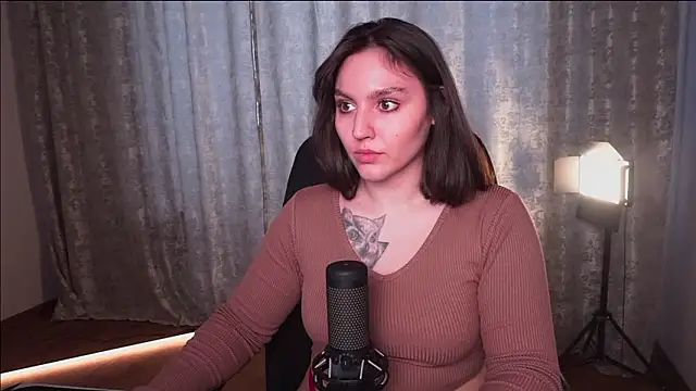 Hoot_owl_cb Chat XXX in diretta