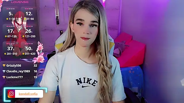 Chat +18 de Sophiaa_doll_ ao vivo