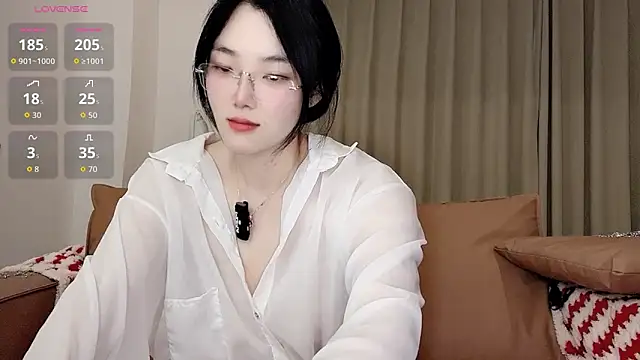 upoo7lt: онлайн-секс-чат