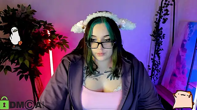 Mia_R0ss Adlı Modelin Canlı XXX Sohbeti