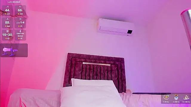 Iamlola_ live XXX chat