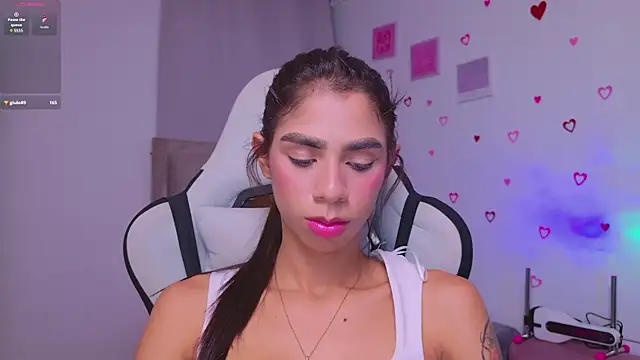 BrunetteAdams001 Pertunjukan Webcam