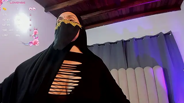 Latifa_ali Adlı Modelin Canlı XXX Sohbeti