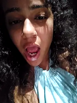 demonaughtyyy: απευθείας συνομιλία ΧΧΧ