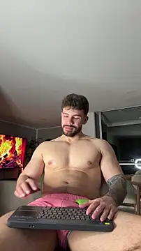 Valenthino_Salvatore 即時 XXX 聊天