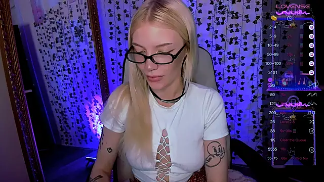 AnyaTaylor_ Live XXX Chat