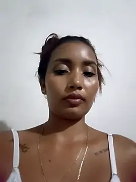 Genesis_18_ élő XXX-chatje