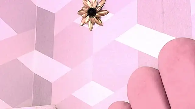 KylieMonnett's Live XXX Chat