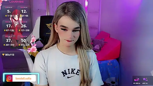 Sophiaa_doll_ élő XXX-chatje