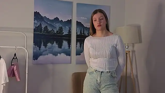 Chat +18 de LeonorQuintana ao vivo