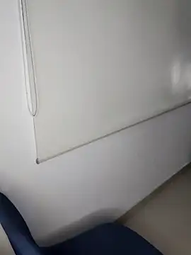 Chat +18 de KamiSspencer ao vivo