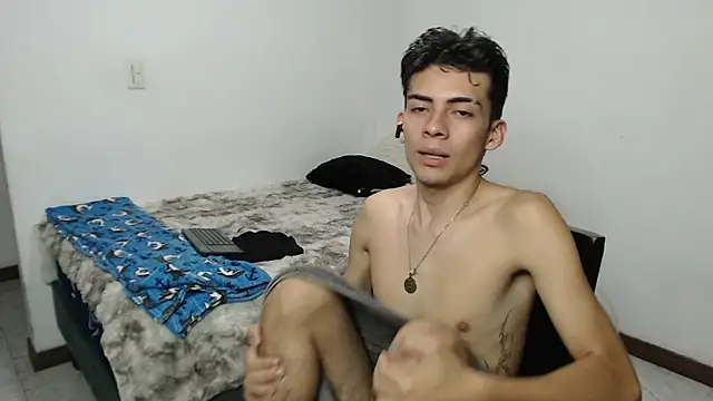 Rimuru17 élő XXX-chatje