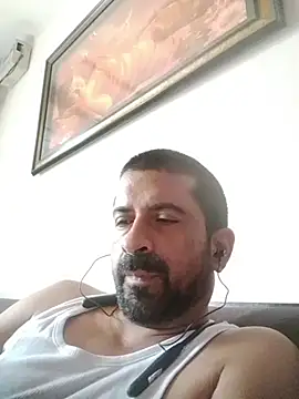 XxX_KING30 élő XXX-chatje