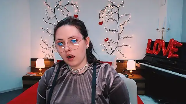 Hennessy_bunny Chat XXX in diretta