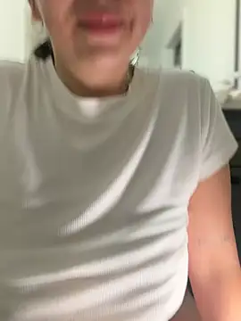 Gringo_XXX_Latina Adlı Modelin Canlı XXX Sohbeti