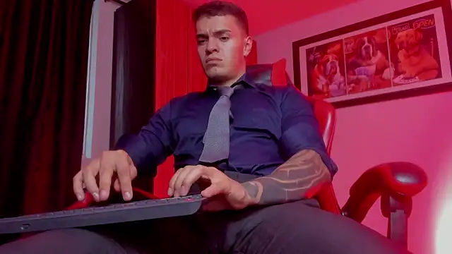 Chatroom XXX en direct de ALPHA_DOMINUS_