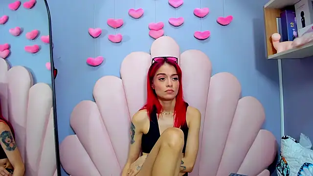 luci_miller Adlı Modelin Canlı XXX Sohbeti