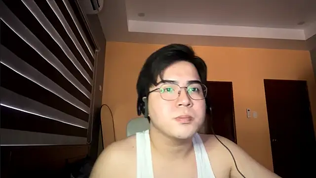 SinfulLuca 网络视讯表演