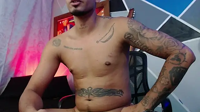 MagnusFrost Webcam show