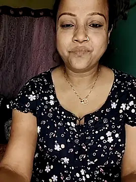 hornypiu697 Adlı Modelin Canlı XXX Sohbeti