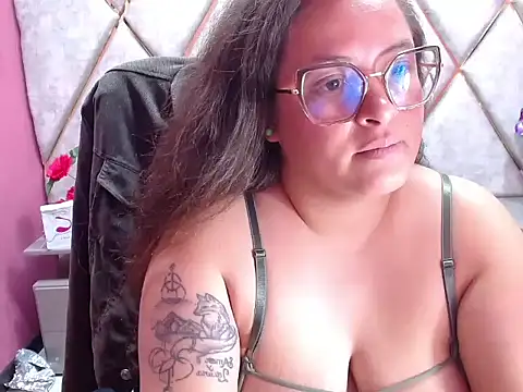 Sarah_Boobs_: онлайн-секс-чат