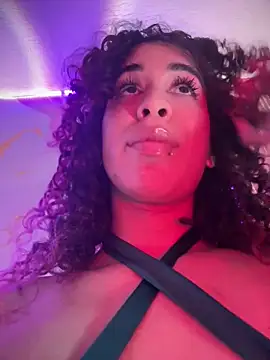 Woo_isDaphne – Naživo XXX chat