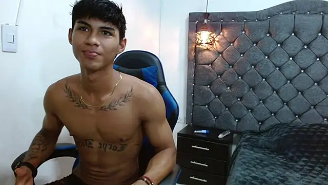 luka_big18 Live XXX-chat