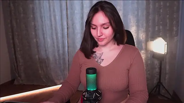 Hoot_owl_cb Adlı Modelin Canlı XXX Sohbeti