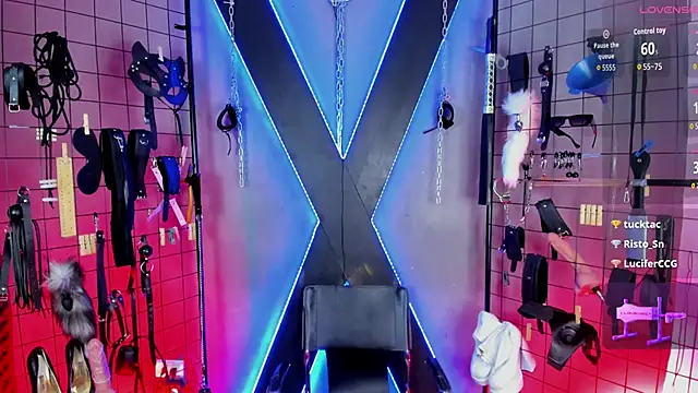 MissScarlet_Ela_bdsm Webcam-Show