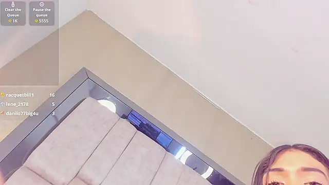 REINA_ADAHARA élő XXX-chatje