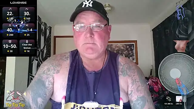 KINKYBLUEYES69n Live XXX chat